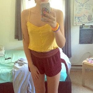 Selling summer clothes 🌞